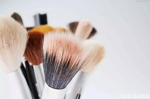 「什么牌子好」花季传媒APP下载网站科普 教你如何挑选花季传媒APP下载网站